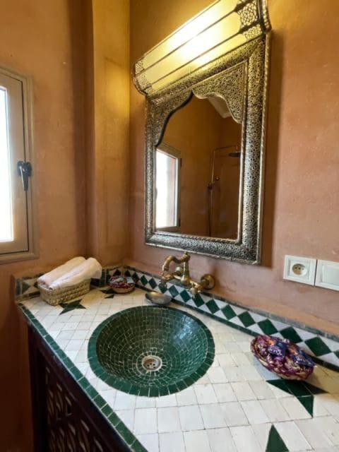 Riad Belvedere Ouzina Eksteriør billede